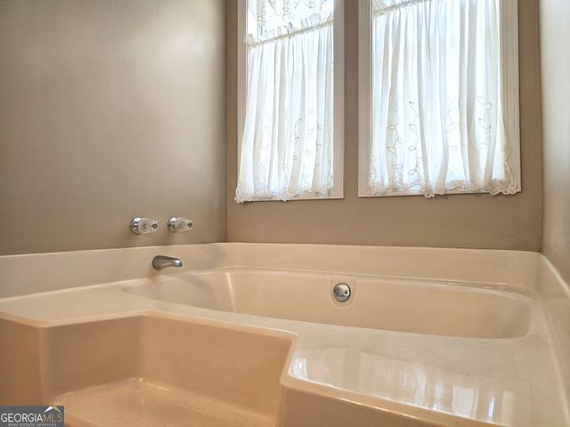 1652 Highway 155 N, Mcdonough, GA 30252