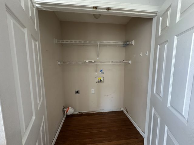 2504 Rafiki Dr, Clarksville, TN 37042
