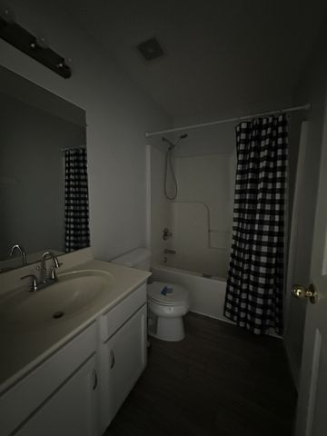 2504 Rafiki Dr, Clarksville, TN 37042