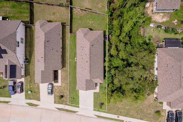 112 Cape Buffalo Drive, Huntsville, TX 77320