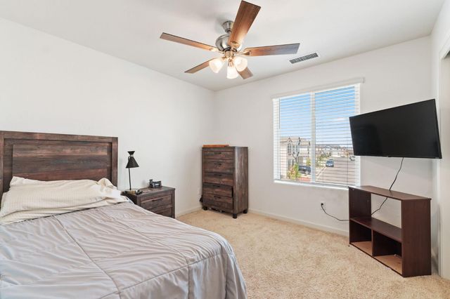 6523 E Sooner Drive, Fresno, CA 93727