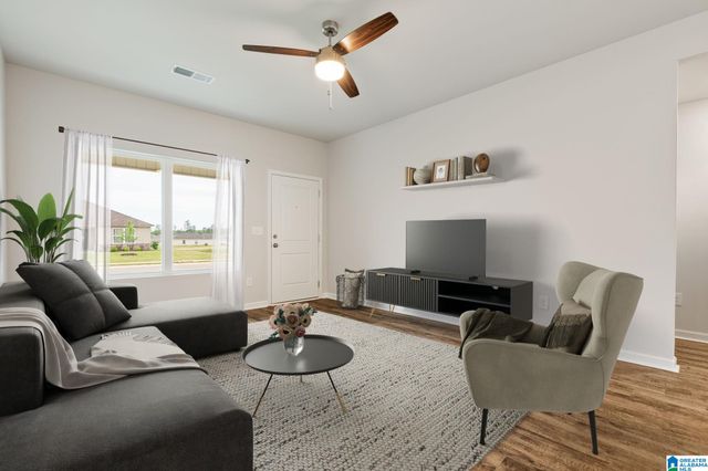 608 KLYNES DRIVE, Calera, AL 35040