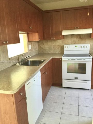 5041 W Oakland Park Boulevard 110, Lauderdale Lakes, FL 33313