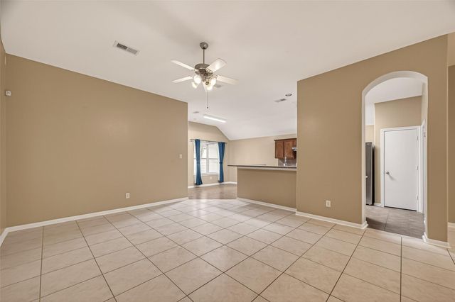 9022 Clearwood Landing Boulevard, Houston, TX 77075