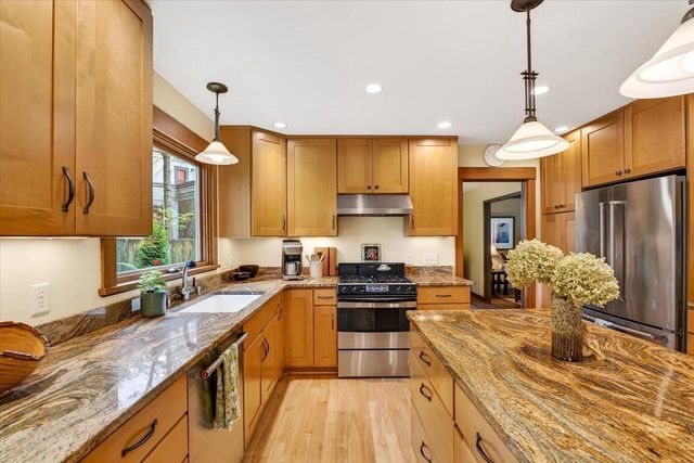 201 Saratoga Circle, Madison, WI 53705