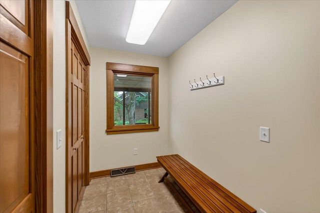201 Saratoga Circle, Madison, WI 53705