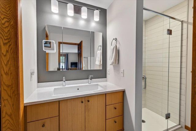 201 Saratoga Circle, Madison, WI 53705