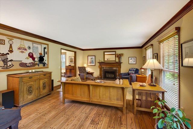 201 Saratoga Circle, Madison, WI 53705