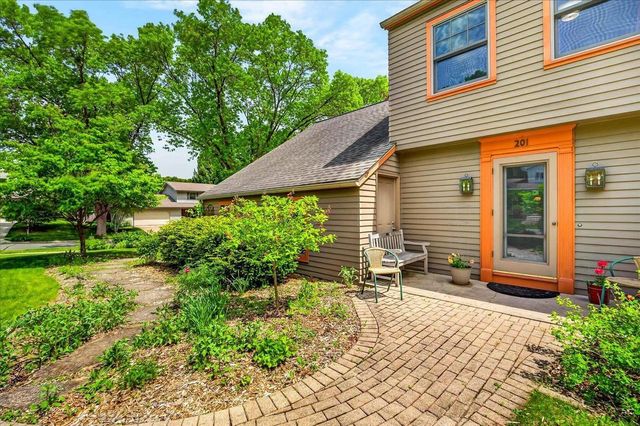 201 Saratoga Circle, Madison, WI 53705