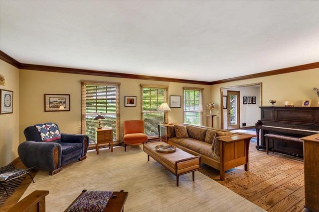201 Saratoga Circle, Madison, WI 53705