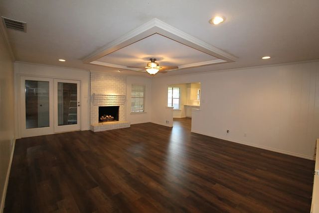 10146 Coveridge Drive, Dallas, TX 75238