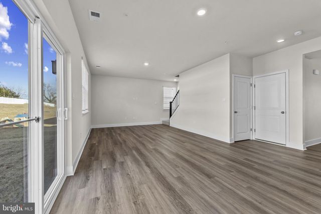 180 WOOD WALK AVE, La Plata, MD 20646