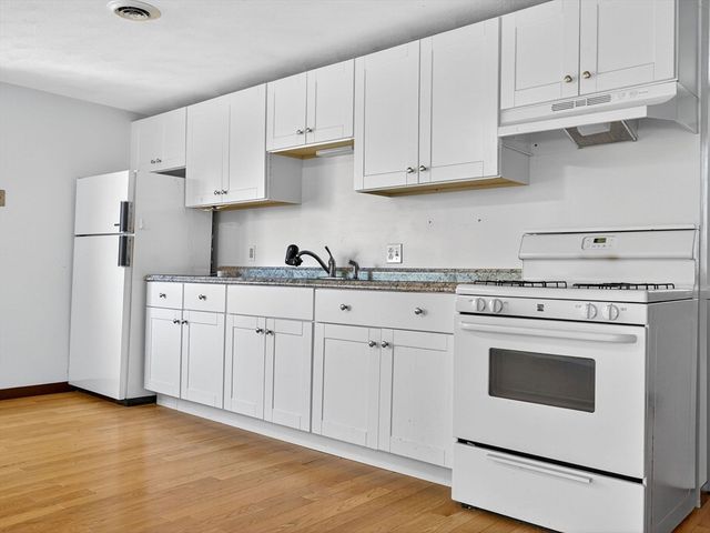 27 Joseph Street 3, Somerville, MA 02143