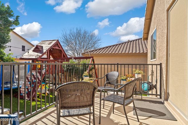 6943 W TETHER Trail, Peoria, AZ 85383