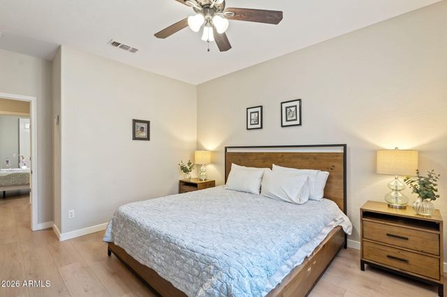 6943 W TETHER Trail, Peoria, AZ 85383