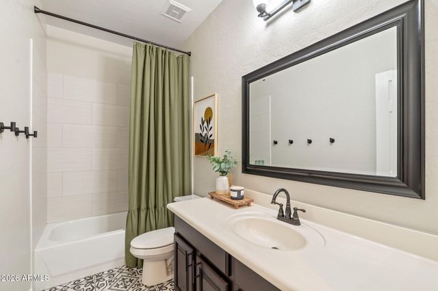 6943 W TETHER Trail, Peoria, AZ 85383