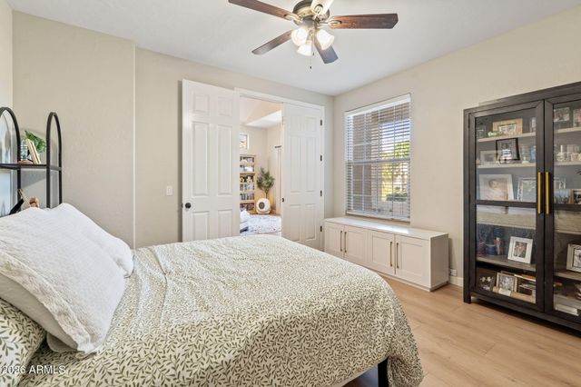 6943 W TETHER Trail, Peoria, AZ 85383