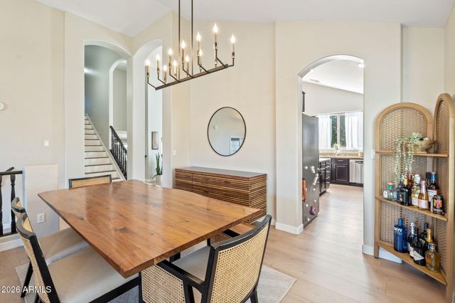 6943 W TETHER Trail, Peoria, AZ 85383