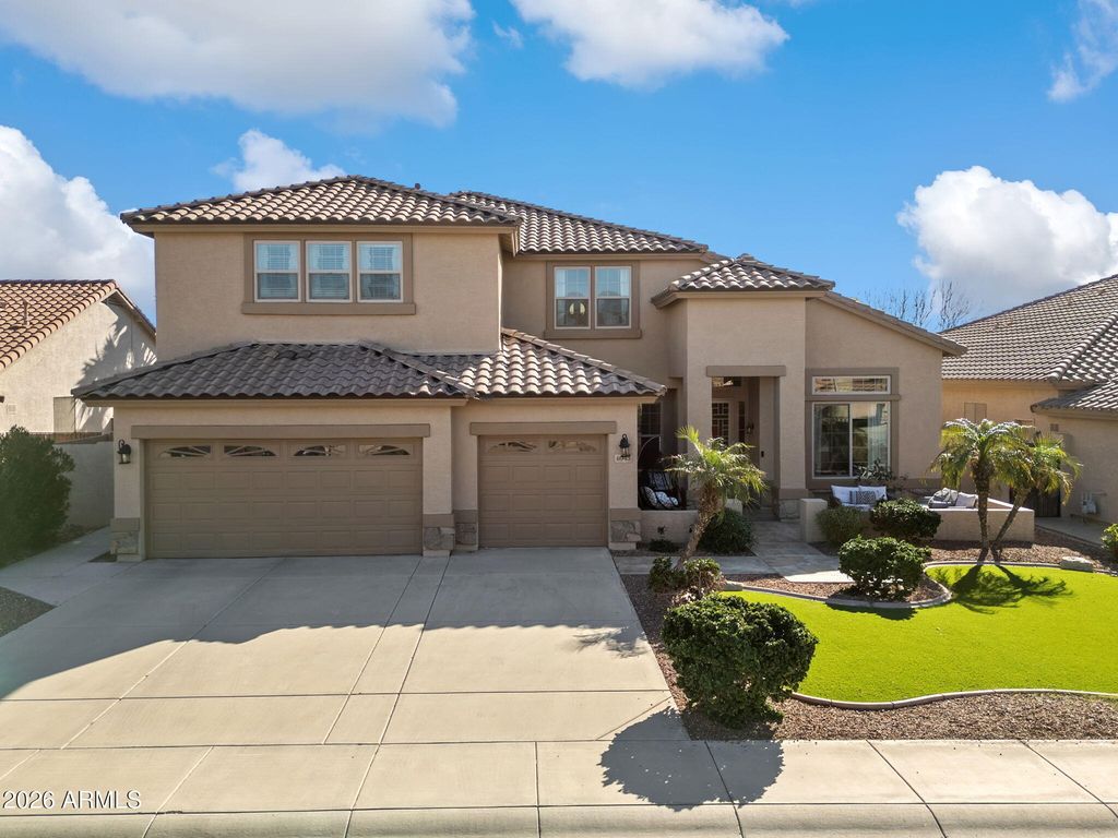 6943 W TETHER Trail, Peoria, AZ 85383