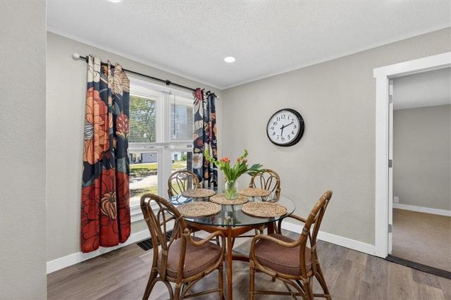 7239 Tracy Avenue, Kansas City, MO 64131