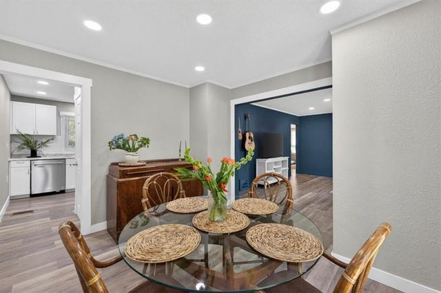 7239 Tracy Avenue, Kansas City, MO 64131
