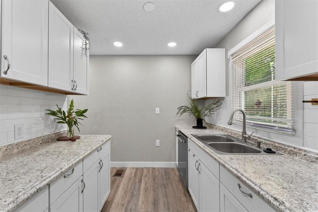 7239 Tracy Avenue, Kansas City, MO 64131