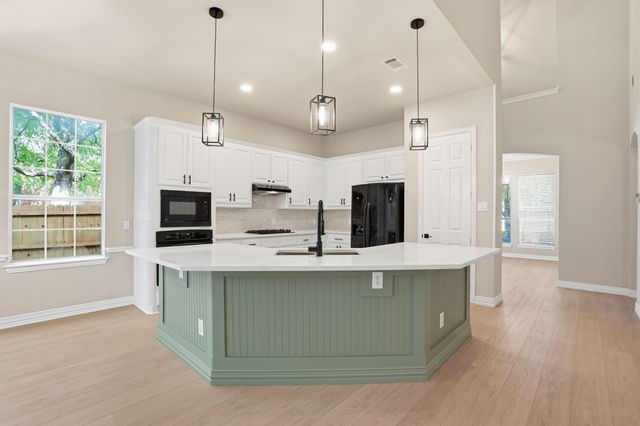 2500 Lakewood Court, Keller, TX 76248