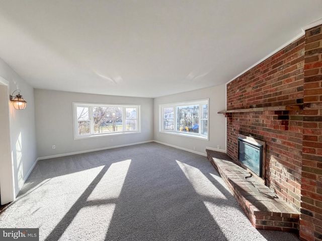 4116 MIDDLE RIDGE DR, Fairfax, VA 22033