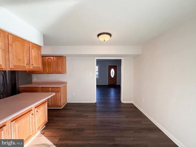 4116 MIDDLE RIDGE DR, Fairfax, VA 22033