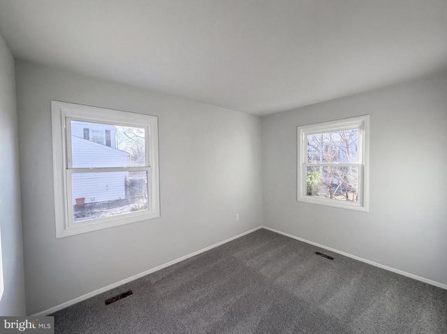 4116 MIDDLE RIDGE DR, Fairfax, VA 22033