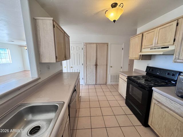 941 S Matilda Street, Florence, AZ 85132