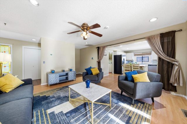 4135 Laurel Dr, West Richland, WA 99353