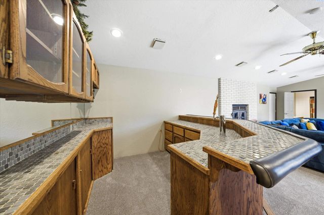 4135 Laurel Dr, West Richland, WA 99353