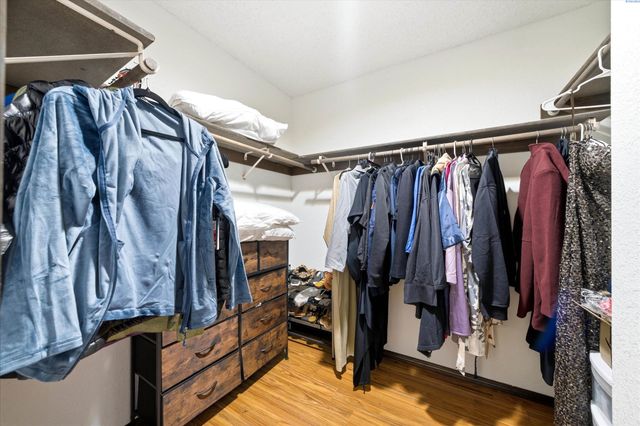 4135 Laurel Dr, West Richland, WA 99353