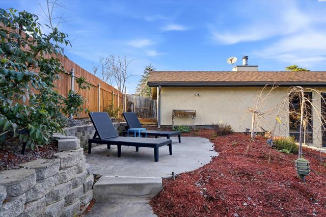 4135 Laurel Dr, West Richland, WA 99353