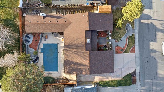 4135 Laurel Dr, West Richland, WA 99353