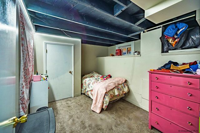 2913 AMES CT, Cheyenne, WY 82001