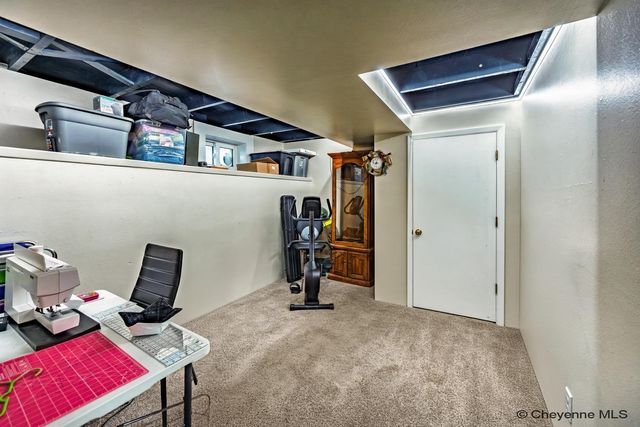 2913 AMES CT, Cheyenne, WY 82001