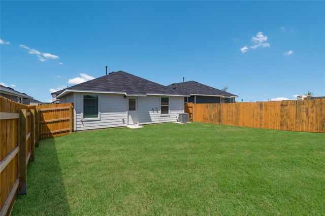 338 Bull Lake CIR, Buda, TX 78610