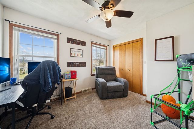 184 Washington Dr, Jefferson Twp, PA 15473