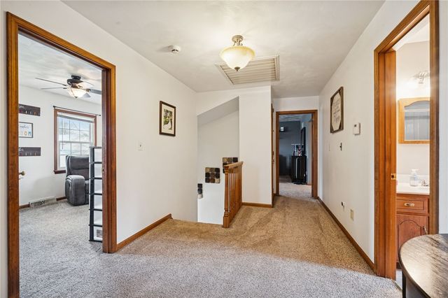 184 Washington Dr, Jefferson Twp, PA 15473