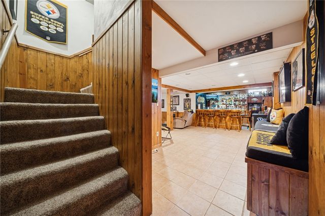 184 Washington Dr, Jefferson Twp, PA 15473