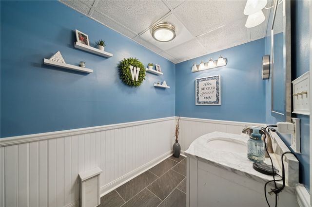 184 Washington Dr, Jefferson Twp, PA 15473