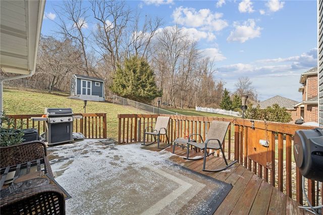 184 Washington Dr, Jefferson Twp, PA 15473