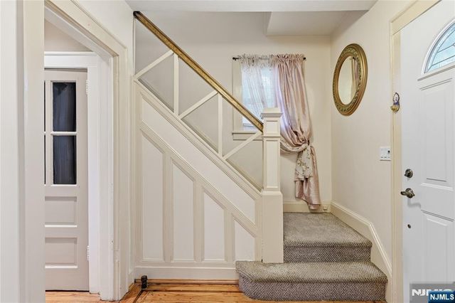 528 Wyndham Road, Teaneck, NJ 07666