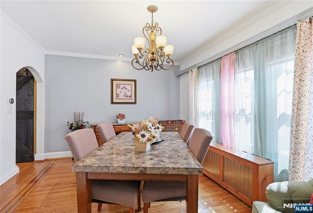 528 Wyndham Road, Teaneck, NJ 07666