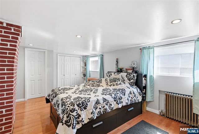 528 Wyndham Road, Teaneck, NJ 07666