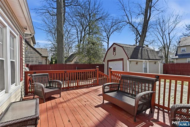 528 Wyndham Road, Teaneck, NJ 07666