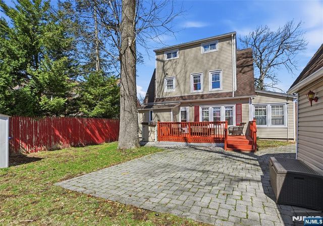 528 Wyndham Road, Teaneck, NJ 07666