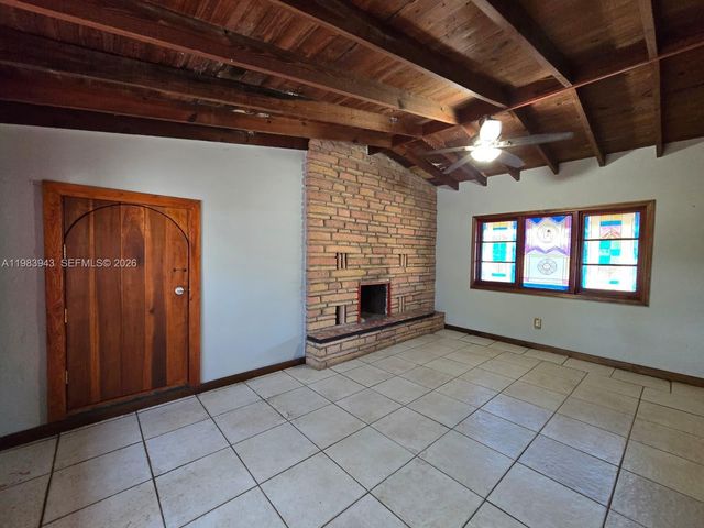 6208 SW 26th St, Miramar, FL 33023